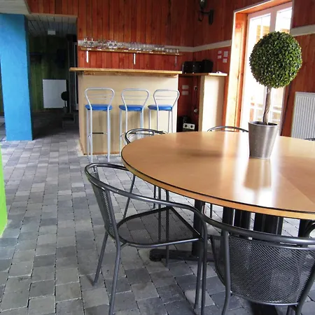 بيت للعطل Wellness & Wilderness Libomont Escape *